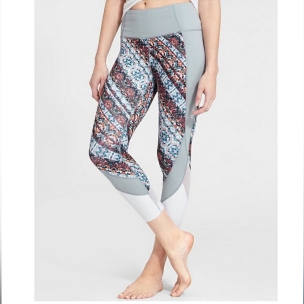 Athleta Nomad Salutation Capri Mesh Leggings